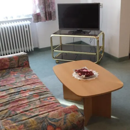 Hotel Hotel Pension Garni Hofgarten 2*